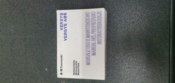 USO E MANUTENZIONE MANUALE KAWASAKI VERSYS - 99976-1587