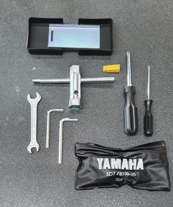 OOFFERTA!!! KIT CHIAVI ATTREZZI YAMAHA PER MT 125 - 5D7-F8100-20
