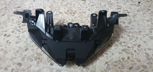 TRIMBOLI MOTO FARO FANALE ANTERIORE USATO PER TMAX TECH 560 - BBW843000000 - immagine 2